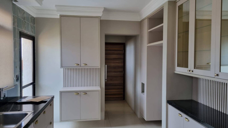 Imagem Apartamento com 4 Quartos à Venda, 224 m² em Duque De Caxias - Cuiabá