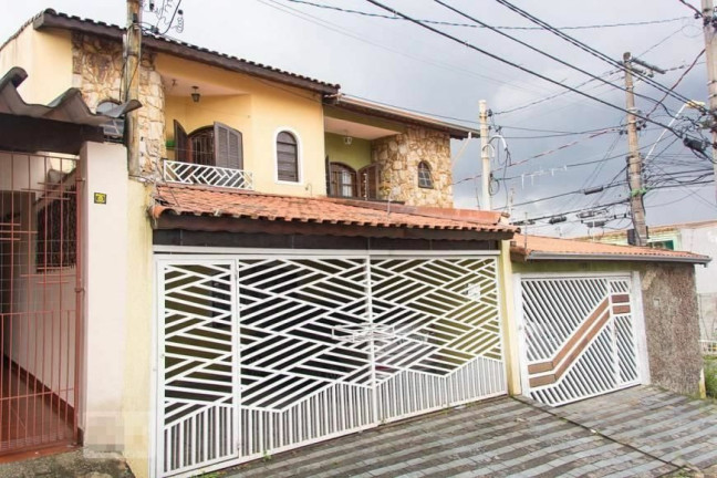 Imagem Sobrado com 3 Quartos à Venda, 173 m² em Utinga - Santo André Imagem Sobrado com 3 Quartos à Venda, 173 m² em Utinga - Santo André