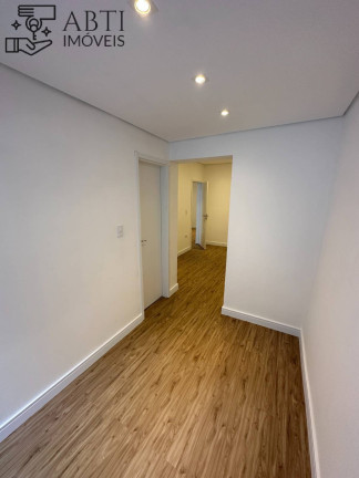 Imagem Casa com 3 Quartos à Venda, 241 m² em Morro Dos Ingleses - São Paulo