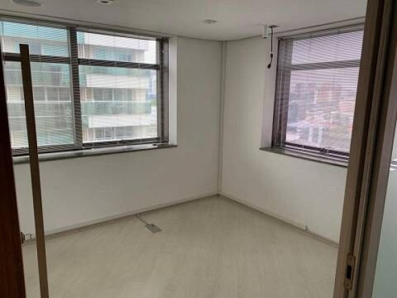 Imagem Sala Comercial à Venda, 138 m² em Chácara Santo Antônio (zona Sul) - São Paulo Imagem Sala Comercial à Venda, 138 m² em Chácara Santo Antônio (zona Sul) - São Paulo