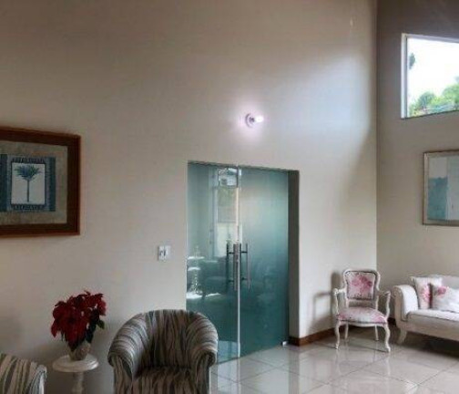 Imagem Casa com 5 Quartos à Venda, 210 m² em Solar Da Mantiqueira - Tremembé Imagem Casa com 5 Quartos à Venda, 210 m² em Solar Da Mantiqueira - Tremembé