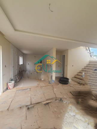 Imagem Sobrado com 3 Quartos à Venda, 162 m² em Tingui - Curitiba Imagem Sobrado com 3 Quartos à Venda, 162 m² em Tingui - Curitiba