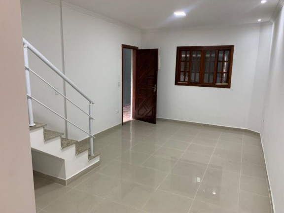 Sobrado com 2 Quartos à Venda, 152 m² em Maracanã - Praia Grande