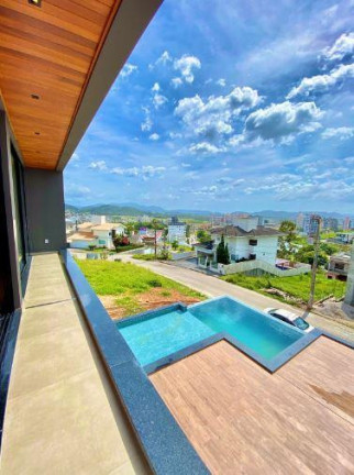 Imagem Casa à Venda, em Pedra Branca - Palhoça Imagem Casa à Venda, em Pedra Branca - Palhoça