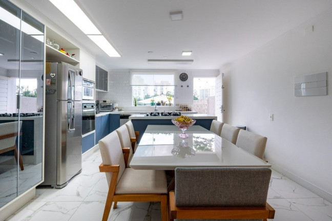 Casa com 5 Quartos à Venda, 250 m² em Jardim Umuarama - São Paulo