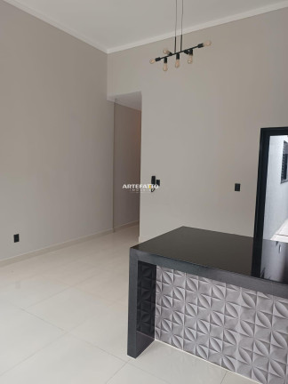 Imagem Casa com 3 Quartos à Venda, 200 m²