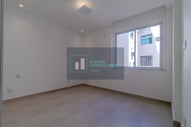 Imagem Imóvel com 3 Quartos à Venda, 135 m² em Copacabana - Rio De Janeiro