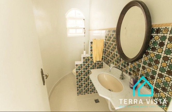 Imagem Casa com 8 Quartos à Venda, 600 m² Imagem Casa com 8 Quartos à Venda, 600 m²