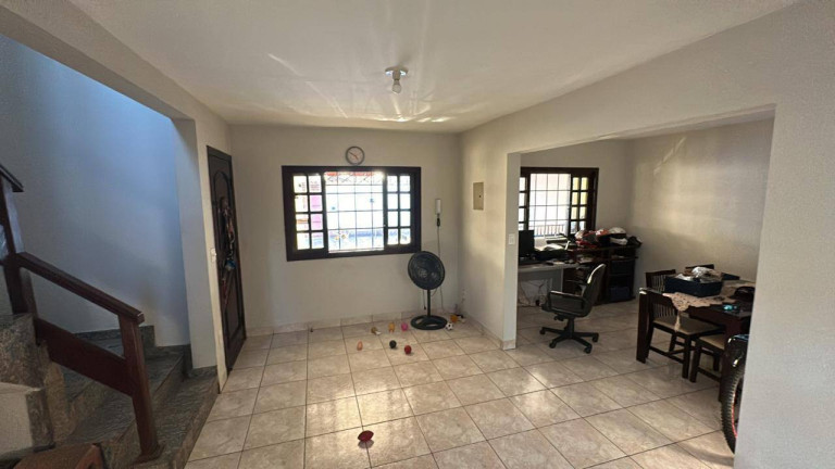 Imagem Casa com 4 Quartos à Venda, 150 m² em Jardim Satélite - São José Dos Campos