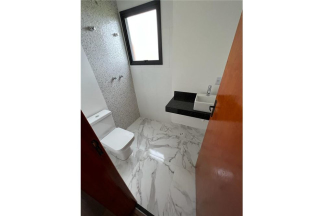 Imagem Sobrado com 3 Quartos à Venda, 178 m² em Polvilho - Cajamar