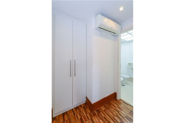 Imagem Apartamento com 2 Quartos à Venda, 87 m² em Moema - São Paulo