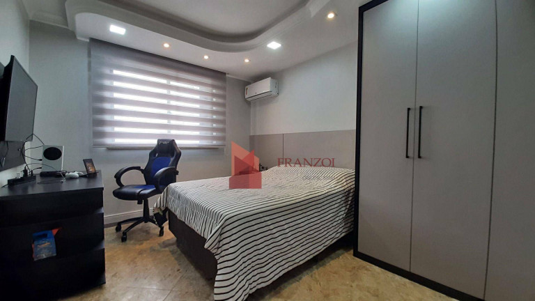 Imagem Apartamento com 4 Quartos para Alugar, 289 m² em Centro - Itajaí Imagem Apartamento com 4 Quartos para Alugar, 289 m² em Centro - Itajaí