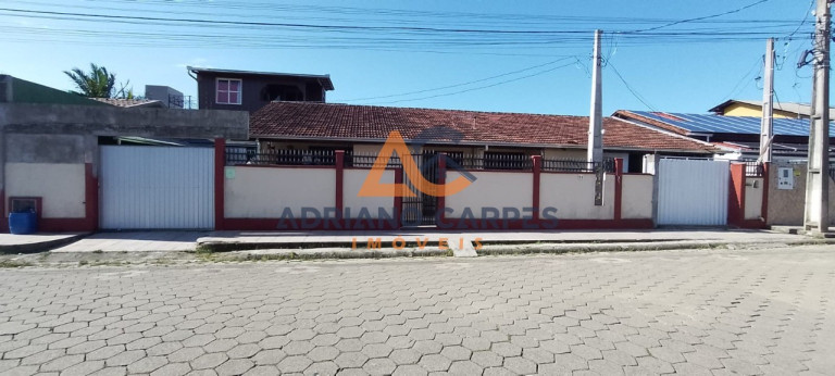 Imagem Casa com 4 Quartos à Venda, 300 m² em Armação - Penha