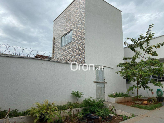 Imagem Casa com 3 Quartos à Venda, 223 m² em Setor Coimbra - Goiânia Imagem Casa com 3 Quartos à Venda, 223 m² em Setor Coimbra - Goiânia