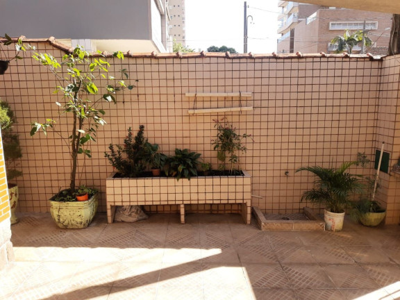 Imagem Casa com 3 Quartos à Venda, 350 m² em Campo Grande - Santos