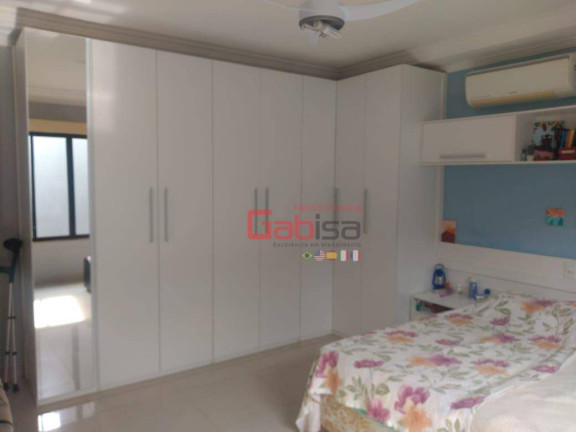 Imagem Casa com 3 Quartos à Venda, 240 m² em Balneário São Pedro - São Pedro Da Aldeia Imagem Casa com 3 Quartos à Venda, 240 m² em Balneário São Pedro - São Pedro Da Aldeia