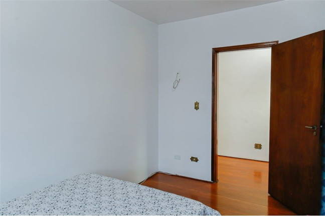 Imagem Casa com 4 Quartos à Venda, em Jardim Santa Maria - São Paulo Imagem Casa com 4 Quartos à Venda, em Jardim Santa Maria - São Paulo