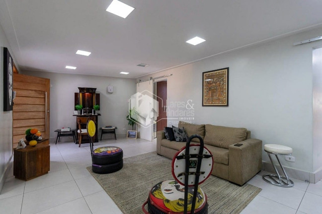 Casa com 3 Quartos à Venda, 220 m² em Vila Monumento - São Paulo