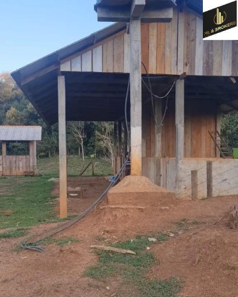 Imagem Imóvel com 4 Quartos à Venda, 46.000 m² em Freguesia Dos Laras - Campo Magro