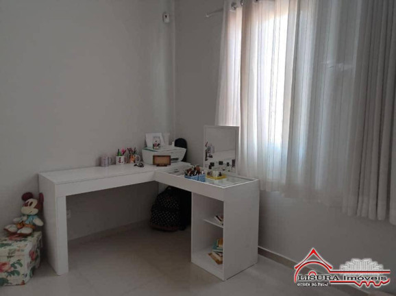Imagem Casa com 3 Quartos à Venda, 110 m² em Centro - Jacareí
