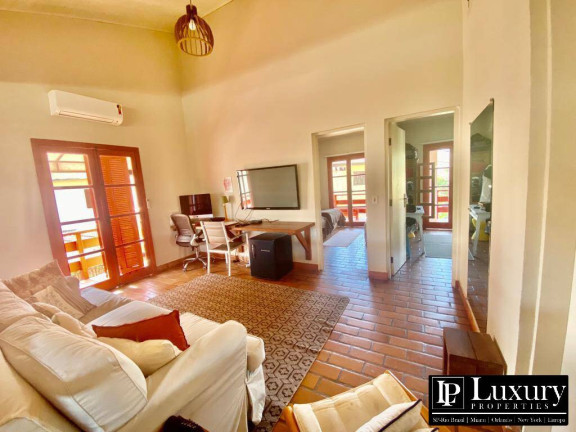 Imagem Casa de Condomínio com 4 Quartos à Venda, em Baleia - São Sebastião Imagem Casa de Condomínio com 4 Quartos à Venda, em Baleia - São Sebastião