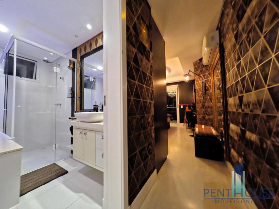 Imagem Apartamento com 3 Quartos à Venda, 158 m² em Centro - Balneário Camboriú