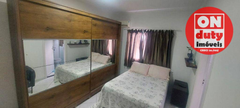 Imagem Casa com 4 Quartos à Venda, 316 m² em Marapé - Santos Imagem Casa com 4 Quartos à Venda, 316 m² em Marapé - Santos
