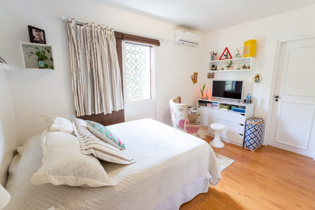 Imagem Casa com 3 Quartos à Venda, 200 m² em Jardim Prudência - São Paulo