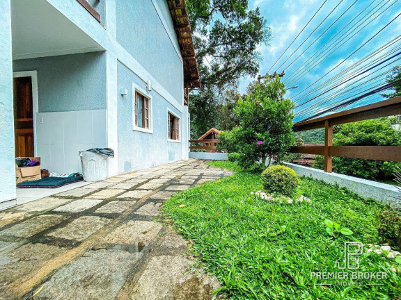 Imagem Casa com 3 Quartos à Venda, 160 m² em Pimenteiras - Teresópolis Imagem Casa com 3 Quartos à Venda, 160 m² em Pimenteiras - Teresópolis