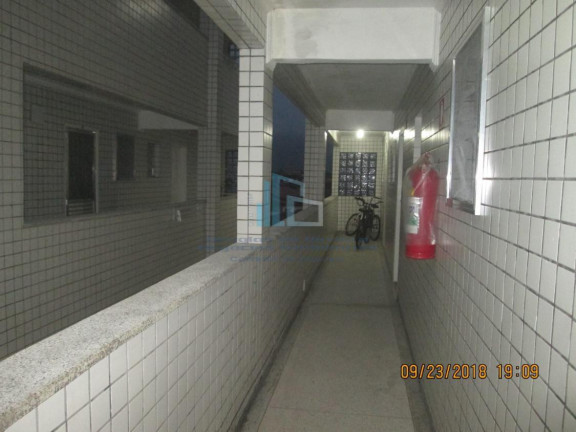 Imagem Kitnet com 1 Quarto à Venda, 33 m² em Real - Praia Grande Imagem Kitnet com 1 Quarto à Venda, 33 m² em Real - Praia Grande