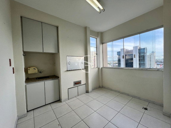Imagem Apartamento com 3 Quartos à Venda, 193 m² em Centro - Joinville Imagem Apartamento com 3 Quartos à Venda, 193 m² em Centro - Joinville