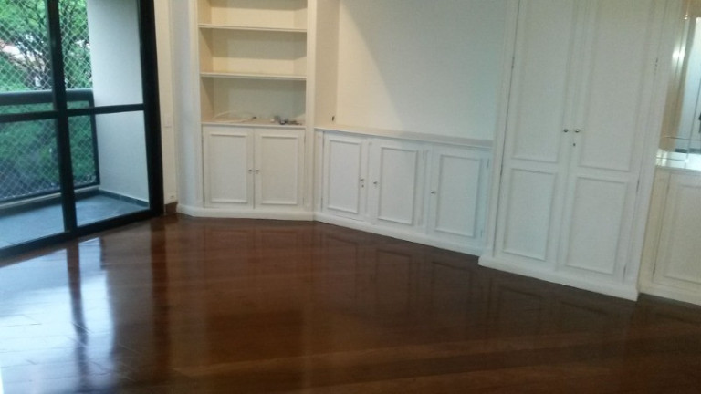Imagem Imóvel com 3 Quartos à Venda, 116 m² em Vila Nova Conceição - São Paulo Imagem Imóvel com 3 Quartos à Venda, 116 m² em Vila Nova Conceição - São Paulo