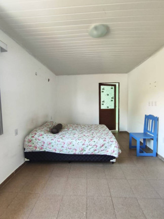 Imagem Casa com 5 Quartos à Venda, 240 m² em Salvador Imagem Casa com 5 Quartos à Venda, 240 m² em Salvador