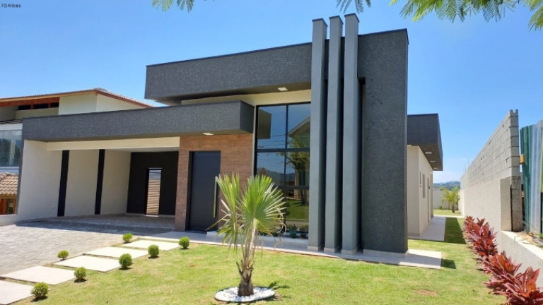 Casa de Condomínio com 3 Quartos à Venda, 600 m² em Vila Petrópolis - Atibaia