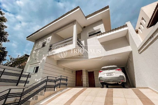 Imagem Casa com 3 Quartos à Venda, 300 m² em Parque Arco íris - Atibaia