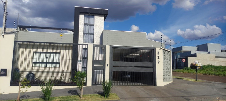 Imagem Casa com 3 Quartos à Venda, 170 m² em Jardim Munique - Maringa