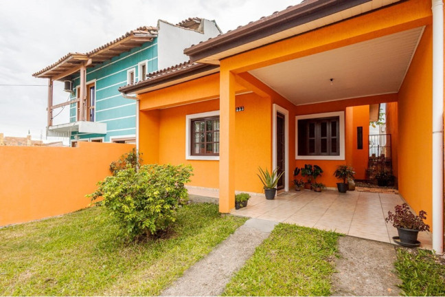 Casa com 2 Quartos à Venda, 69 m² em Jardim Algarve - Alvorada
