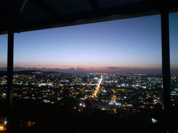 Imagem Casa de Condomínio com 4 Quartos à Venda, 251 m² em Nonoai - Porto Alegre