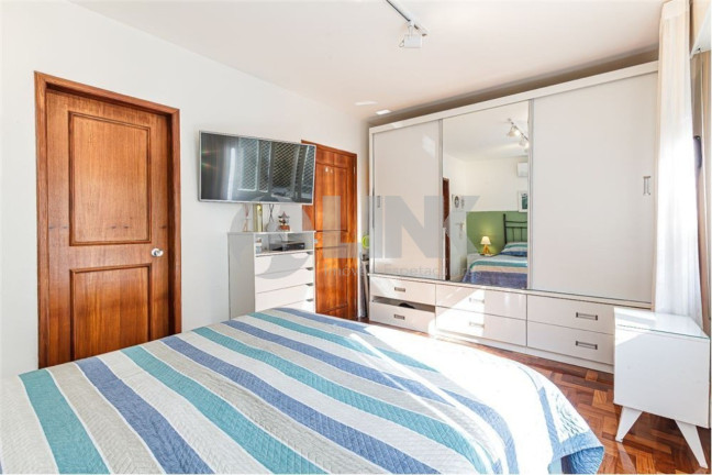 Imagem Apartamento com 3 Quartos à Venda, 109 m² em Auxiliadora - Porto Alegre Imagem Apartamento com 3 Quartos à Venda, 109 m² em Auxiliadora - Porto Alegre