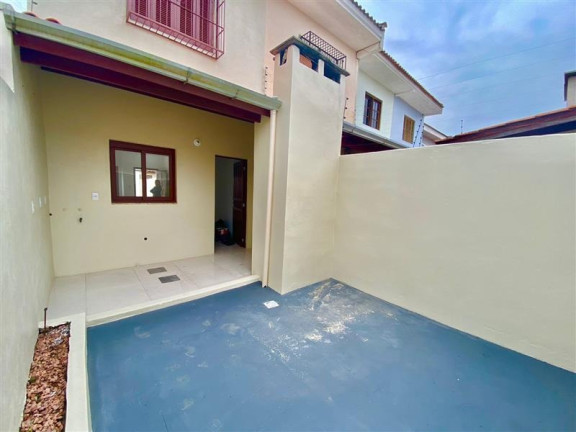 Imagem Sobrado com 2 Quartos à Venda, 68 m² em Mato Grande - Canoas