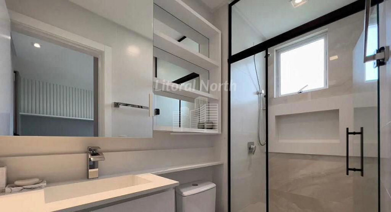 Imagem Apartamento com 4 Quartos à Venda, 151 m² em Barra Sul - Balneário Camboriú Imagem Apartamento com 4 Quartos à Venda, 151 m² em Barra Sul - Balneário Camboriú