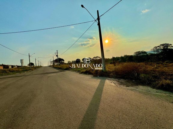 Imagem Terreno à Venda, 418 m² em Centro - Extrema Imagem Terreno à Venda, 418 m² em Centro - Extrema