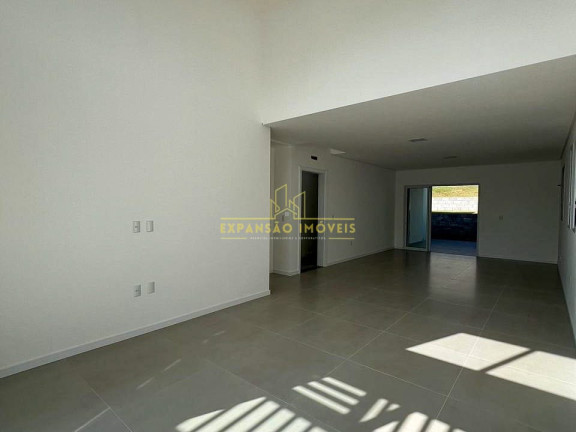 Imagem Casa com 3 Quartos à Venda, 208 m² em Pedra Branca - Palhoça Imagem Casa com 3 Quartos à Venda, 208 m² em Pedra Branca - Palhoça