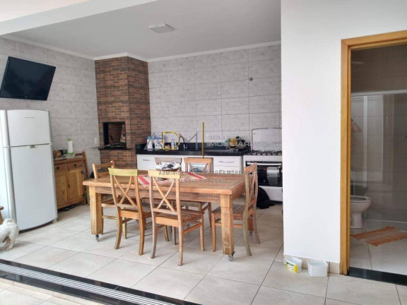 Casa com 3 Quartos à Venda, 200 m² em Residencial Vila Di Capri - Botucatu