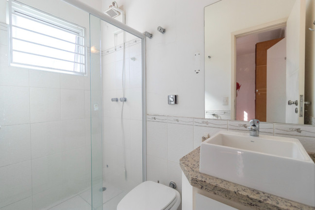 Imagem Casa com 3 Quartos à Venda, 210 m² em água Fria - São Paulo Imagem Casa com 3 Quartos à Venda, 210 m² em água Fria - São Paulo
