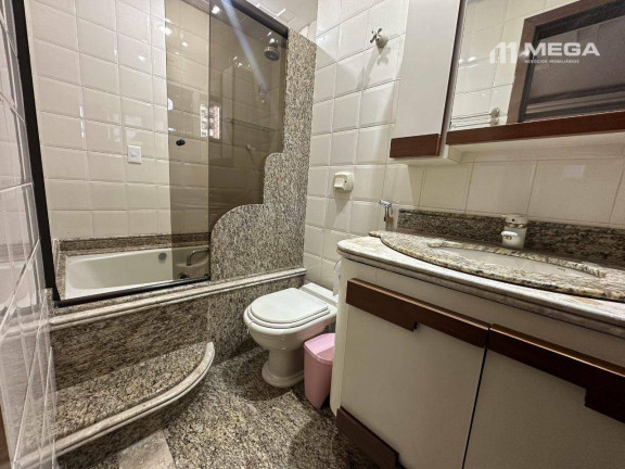 Imagem Apartamento com 3 Quartos para Alugar, 130 m² em Praia Da Costa - Vila Velha Imagem Apartamento com 3 Quartos para Alugar, 130 m² em Praia Da Costa - Vila Velha