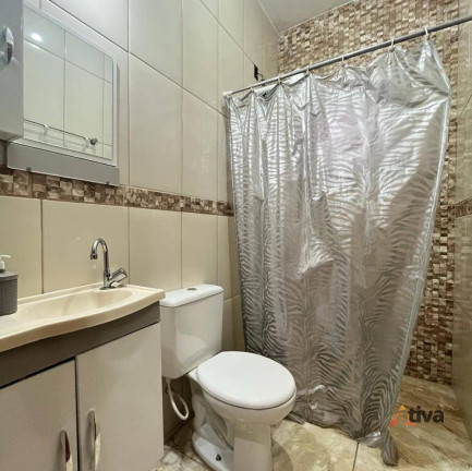 Imagem Casa com 3 Quartos à Venda, 70 m²