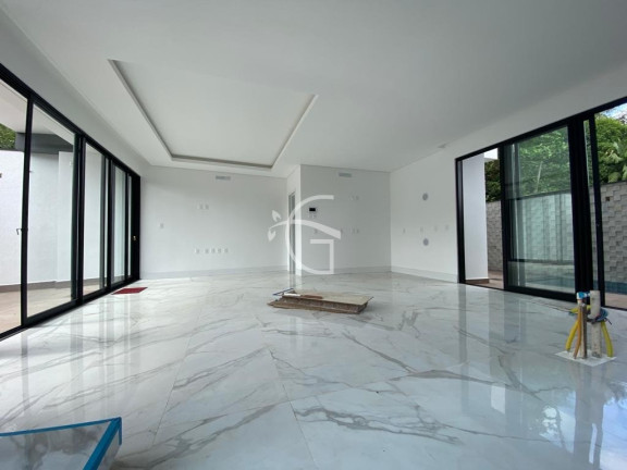 Imagem Casa com 3 Quartos à Venda, 156 m² em Saguaçu - Joinville Imagem Casa com 3 Quartos à Venda, 156 m² em Saguaçu - Joinville
