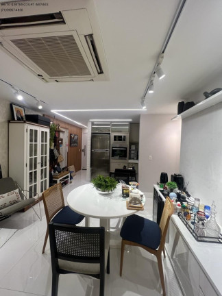 Imagem Casa com 2 Quartos à Venda, 117 m² em Lauro De Freitas - Lauro De Freitas