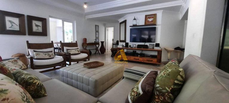 Imagem Casa com 6 Quartos à Venda, 960 m² em Alphaville - Santana De Parnaíba Imagem Casa com 6 Quartos à Venda, 960 m² em Alphaville - Santana De Parnaíba